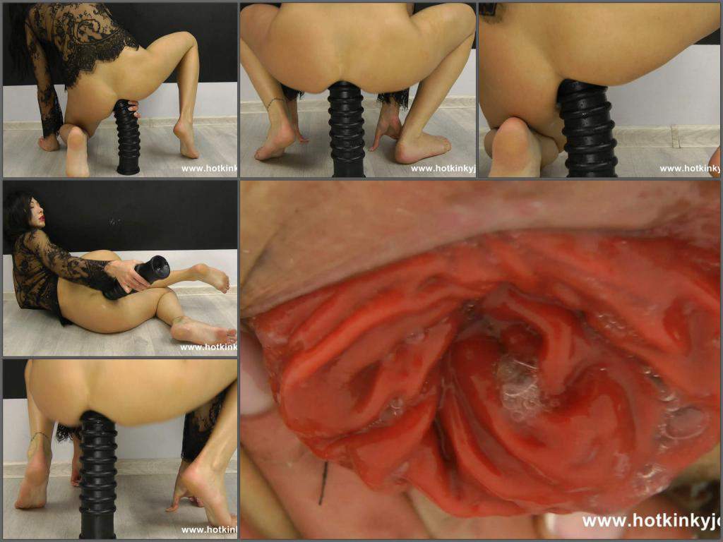 MAY News at HOTKINKYJO site deep dildos, prolapse, fisting in public.
