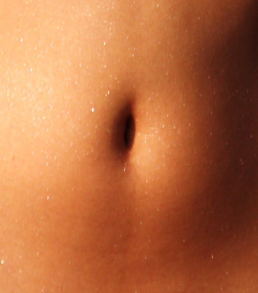 Navel belly button innie outie cleaning