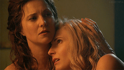 Spartacus lucy lawless lesbian