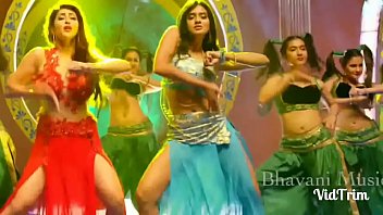 Taze reccomend dance stage chittiyaan kalaiyaa hindi