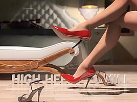 High heels kill cute milf arch