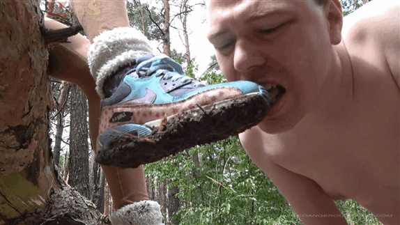 Nike airmax slave eating from mistress shoes