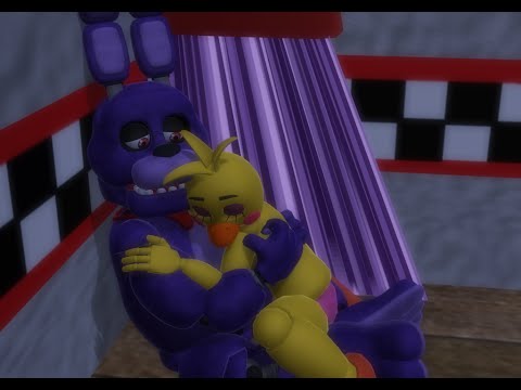 Toy chica riding bonnie with