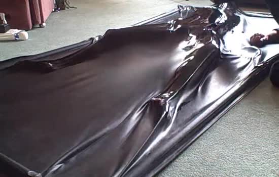Vacbed with inflatable penis mouth