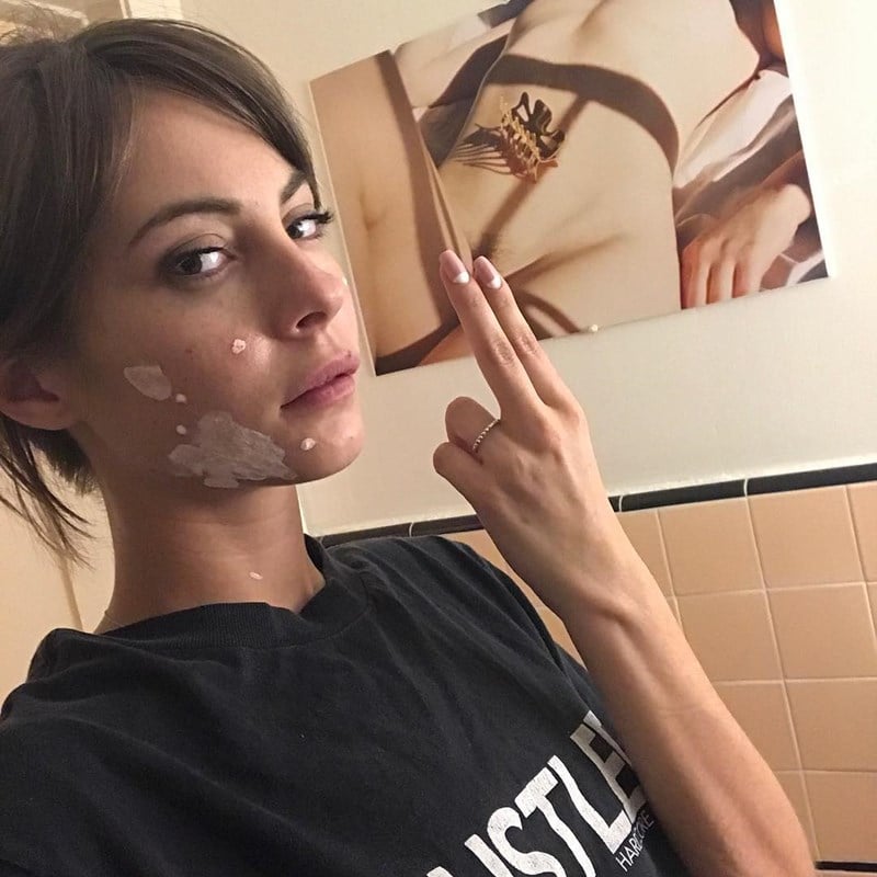 Willa holland masterbating skype arrow